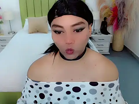 sebastian cruz  online show from March 14, 1:04 pm