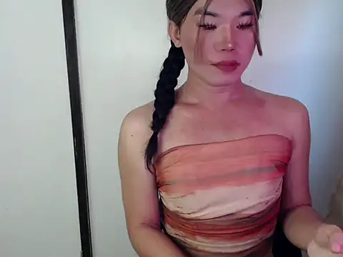 dazzlingcarol online show from June 12, 4:22 am
