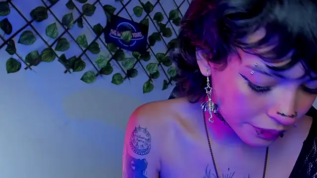 Anny Kiitty online show from July 13, 8:17 am