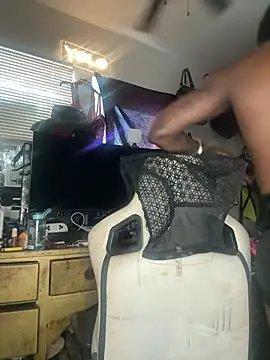 Motherbigbus online show from August 3, 2:56 pm