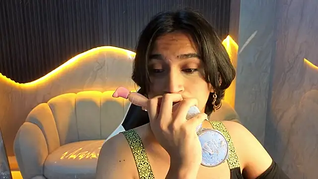 zoe tp online show from January 15, 1:10 pm