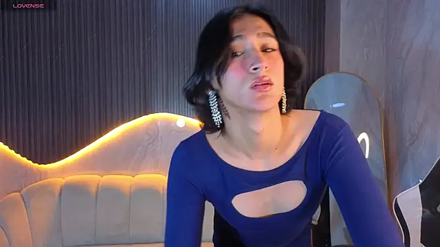 zoe tp online show from February 24, 8:02 pm