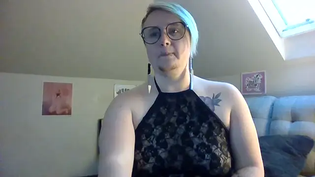 queerlyjaz online show from November 26, 5:04 pm