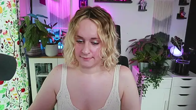 xzoeyryanx online show from July 17, 4:46 pm