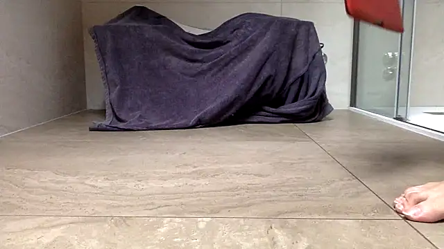 AsiaSlavePantyhosed online show from June 9, 1:54 pm