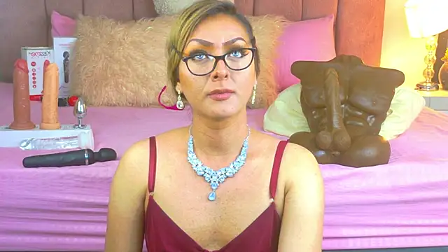Lunitaa Diva online show from July 18, 3:41 pm
