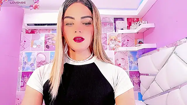 DaleskaSanchez online show from March 7, 8:48 pm