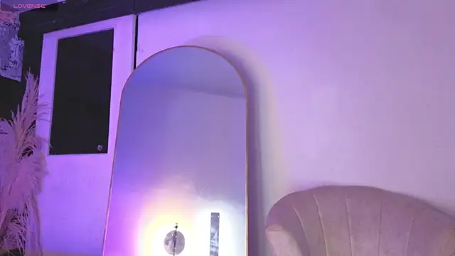 megan lenon online show from June 14, 2:24 am