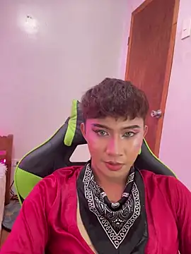  CandyTwink  online show from April 13, 4:11 pm