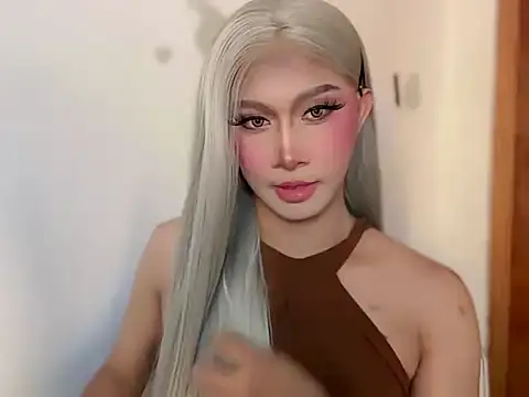  CandyTwink  online show from June 20, 6:49 am