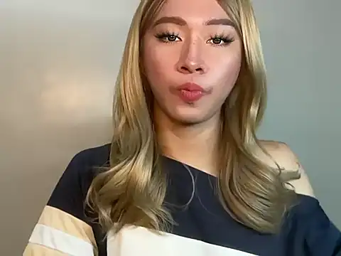  CandyTwink  online show from July 17, 3:51 pm