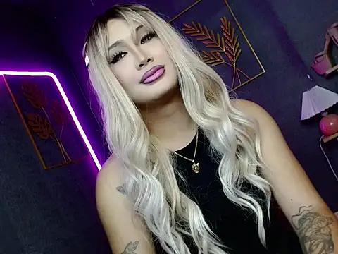 urfuckingdoll69 online show from February 23, 7:00 am