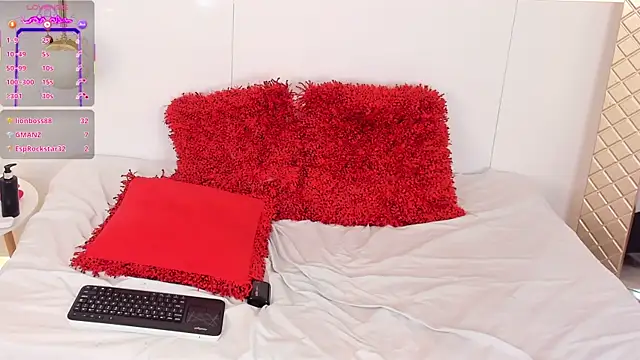 Amaia Monroe online show from August 3, 9:04 am