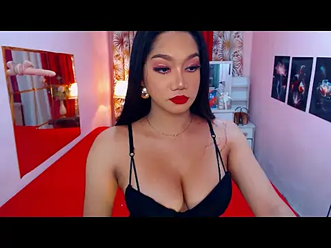 UrScreenGoddess online show from July 28, 9:16 am