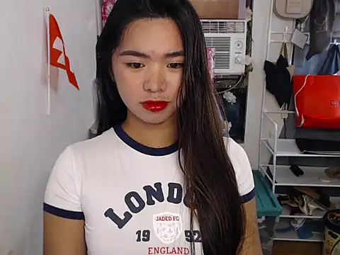 voganmarie online show from June 27, 7:57 am