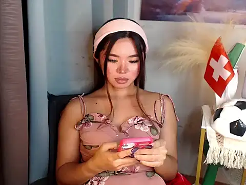 voganmarie online show from June 30, 11:43 am