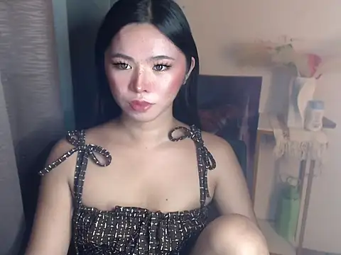 voganmarie online show from July 14, 1:17 pm