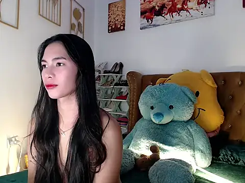 Empress Venora online show from December 19, 5:07 pm