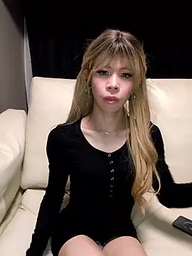 yu femboy online show from May 14, 12:04 pm