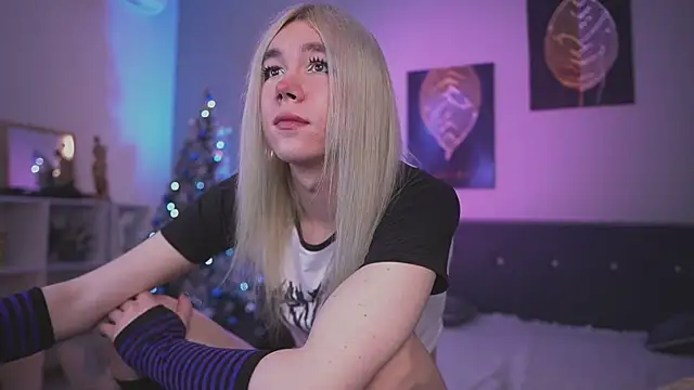 Lora Long online show from December 21, 2:56 pm