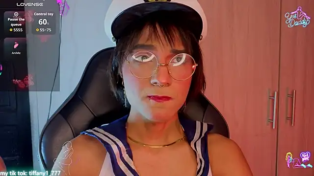 tiffanyy 777 online show from August 1, 4:35 am