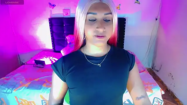 AlondraGill 11 online show from July 20, 11:07 pm