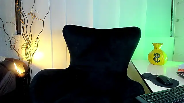 Sue blue online show from April 20, 2:02 am