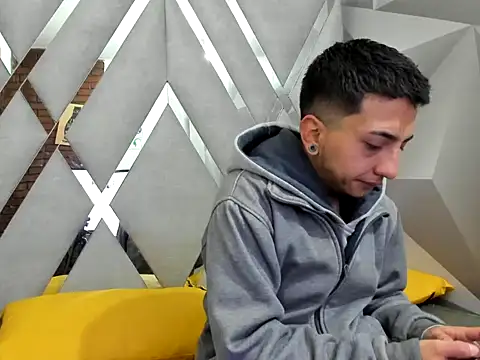 Mauro22  online show from January 16, 3:41 pm