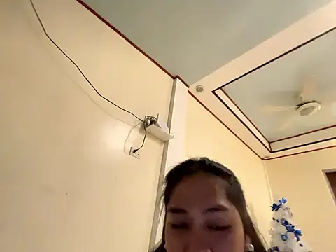 Mira Janee online show from January 12, 4:25 pm