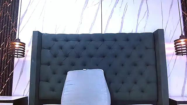 sarasaenz 99 online show from January 12, 8:38 pm