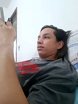 ofjuliaa online show from July 8, 6:28 am