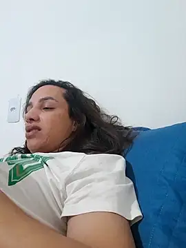 ofjuliaa online show from July 21, 3:42 am