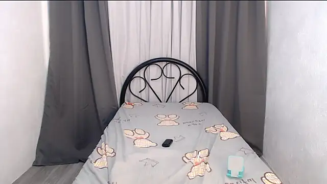 DivineCandy online show from July 21, 4:59 am