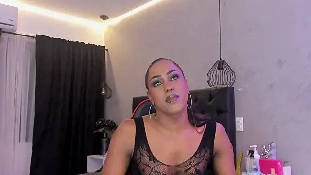 naomi  blair online show from July 23, 3:37 am