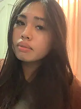 QueenAlisonfoxx online show from February 6, 7:58 am