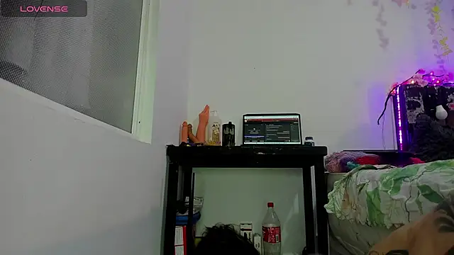 catthi mont online show from July 30, 12:48 pm