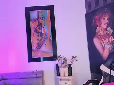 Ciara HotTs online show from July 6, 12:01 pm