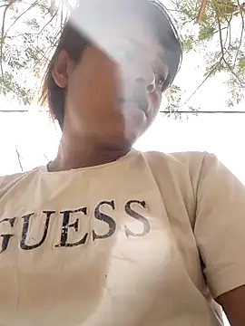 Decent girl01 online show from February 6, 12:00 pm