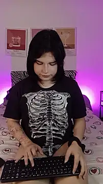 Daniellesins1 online show from March 7, 5:46 am