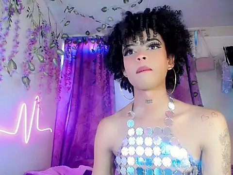 DahliaGill online show from July 28, 12:23 pm