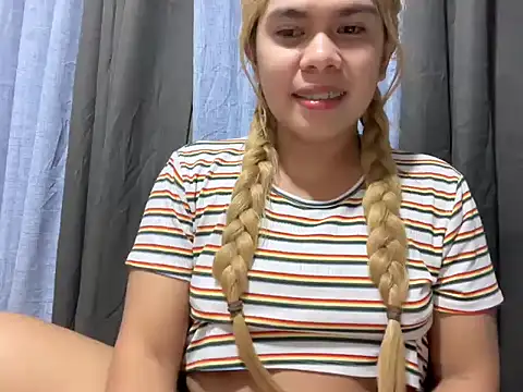 Mooree naba online show from July 19, 1:04 pm