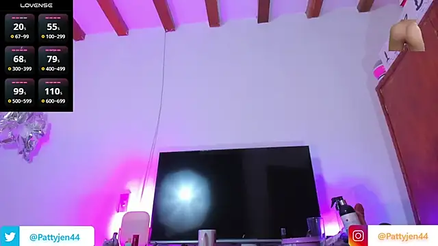 pattyjenkinss online show from June 14, 2:24 am