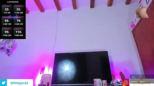 pattyjenkinss online show from July 9, 10:25 pm