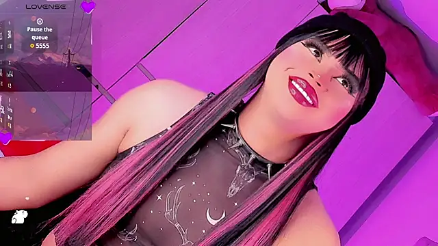 Danna xz online show from June 19, 6:34 pm