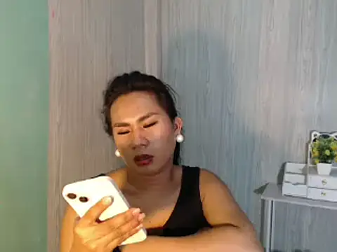 mauie69 online show from July 24, 1:59 am