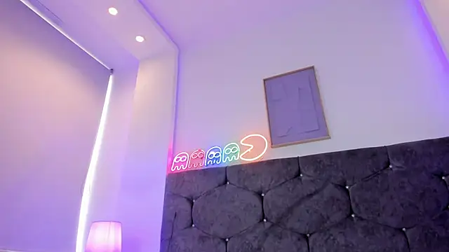 Megan Morphy online show from March 19, 3:01 pm