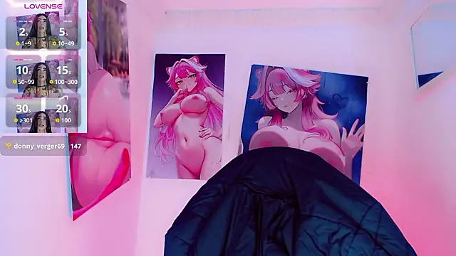 Alisson Secrett  online show from March 3, 7:26 am