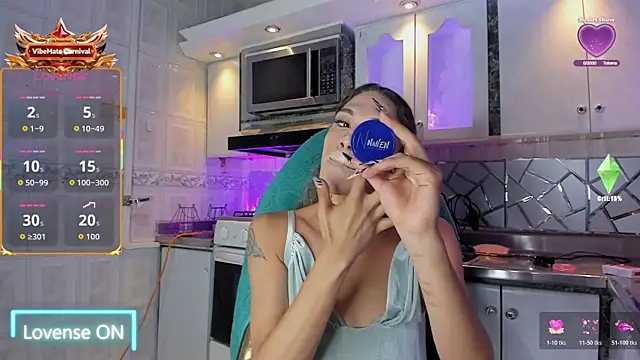 CrisOzzz online show from August 3, 6:47 pm