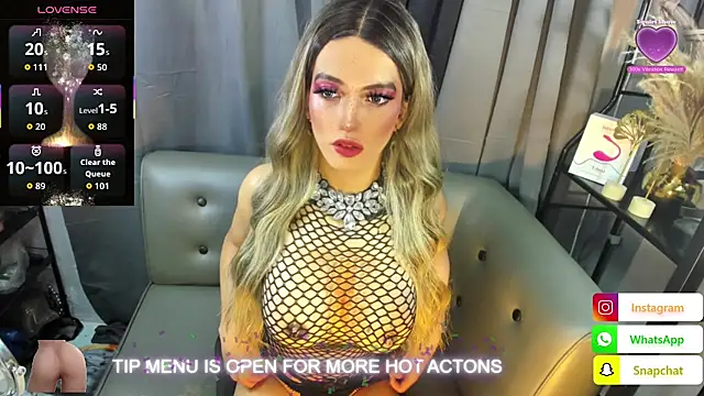 10inDominant Ayesha online show from July 29, 6:50 pm
