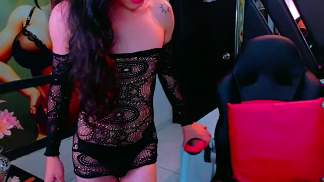 Ivony Giselle online show from April 14, 2:00 pm